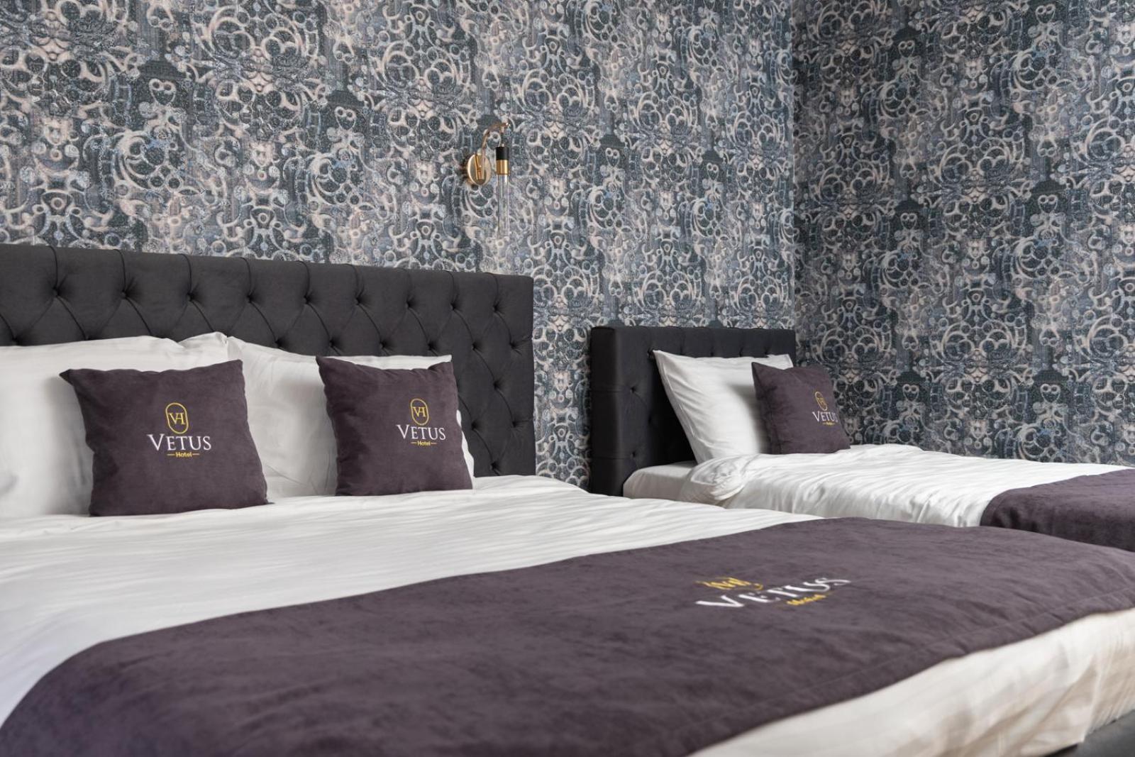 Vetus Hotel Pristina Exteriör bild